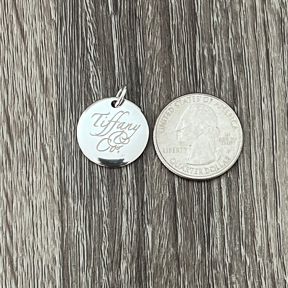 Tiffany & Co. script charm - Picture 2 of 4